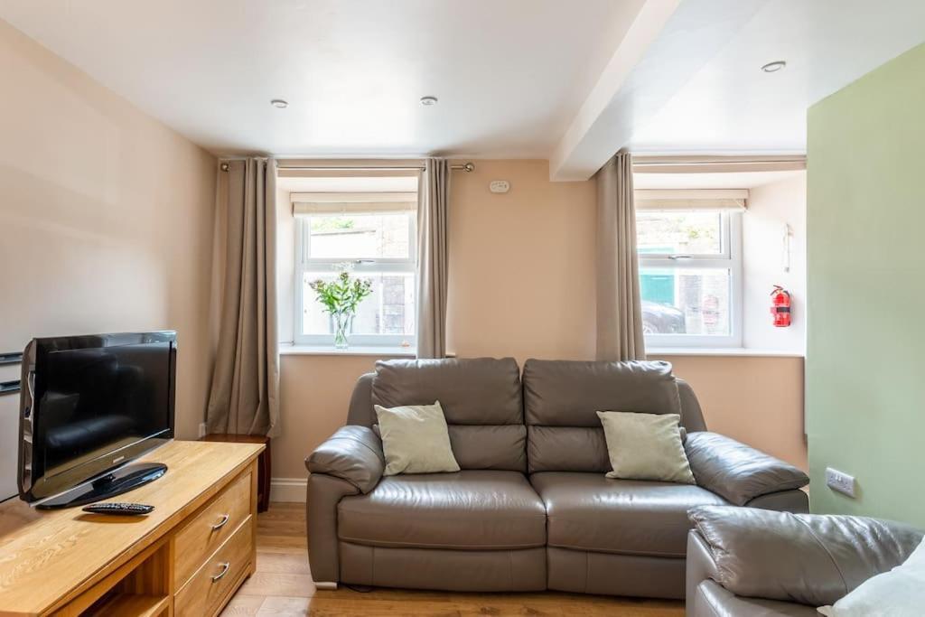 Milo'S Place Is A Home From Home Egremont  Exteriör bild